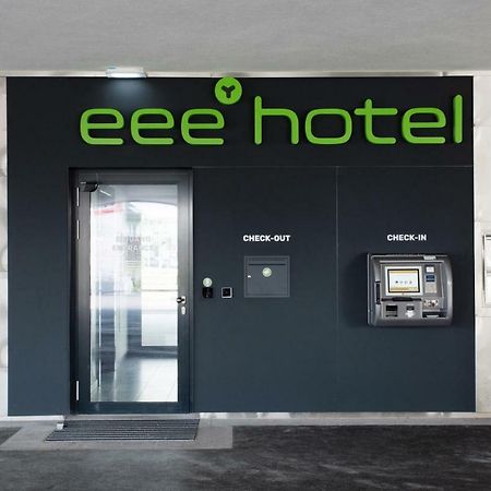 Eee Hotel Traun Exterior foto